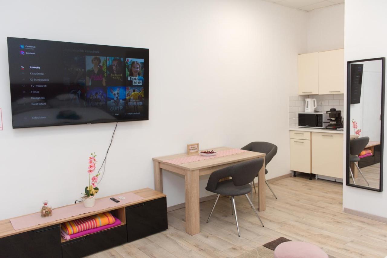 Silver Dream Apartmanhaz Debrecen Buitenkant foto